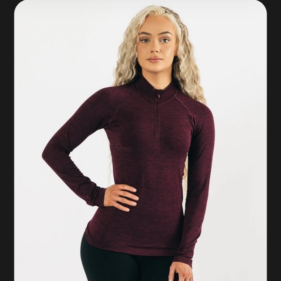 Alphalete amplify seamless pullover - Picture 5 of 7